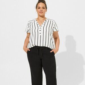 Torrid Harper Georgette Pullover Flutter Sleeve Blouse